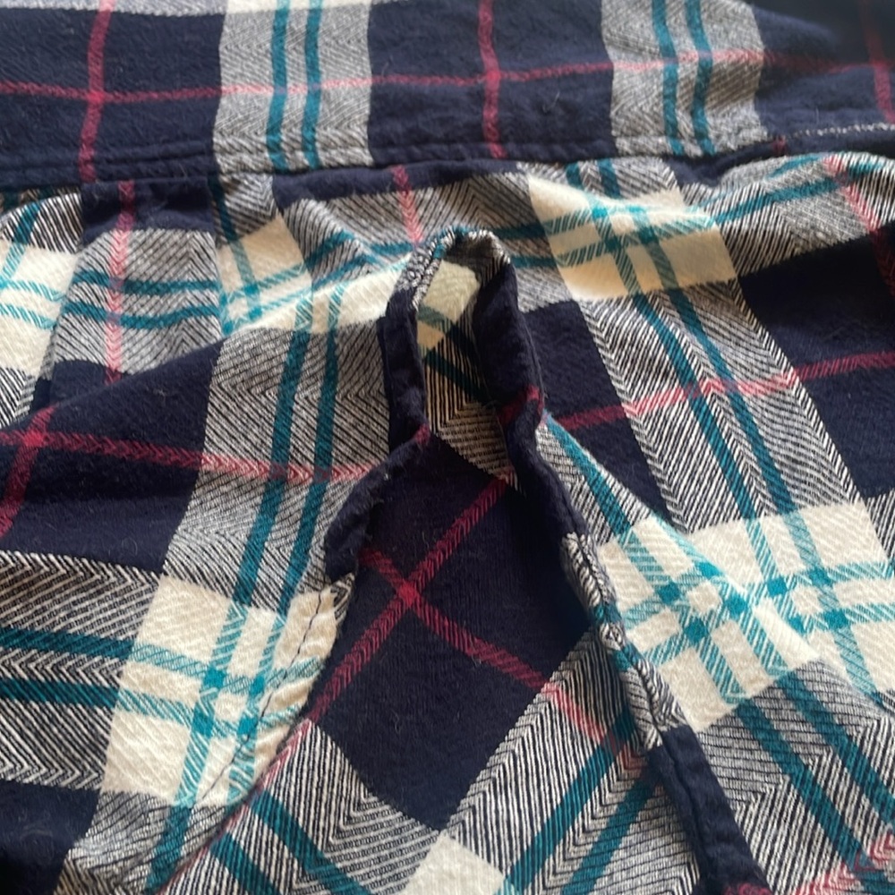 Cropped Flannel - Picture 12 of 13